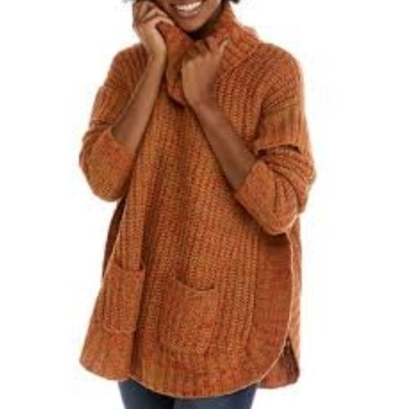 new directions Sweaters - New Directions Women's Round Hem Marled Tunic